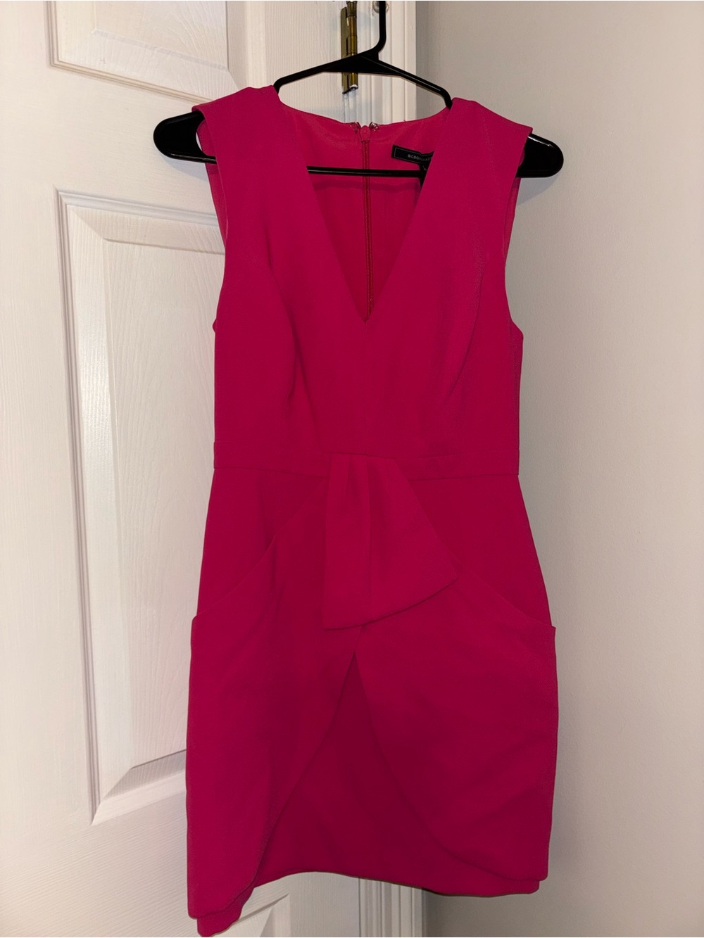 BCBGMaxAzria Hot Pink Sleeveless V-Neck Mini Dress Size 2